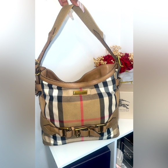 Burberry House Check tote - Picture 1 of 14